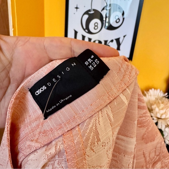 ASOS Jacquard High Waist Pink Shorts - Size 6 - NWT - Picture 7 of 8